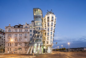 Dancing House Prague (Tanzendes Haus Prag) Architekturfotograf in München